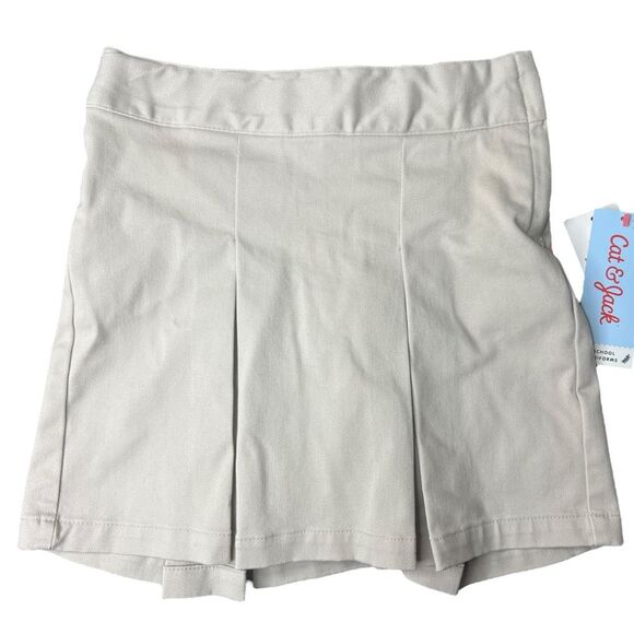 NEW Cat & Jack Girls' Pleated Khaki Uniform Skort Size 5 - Picture 1 of 11